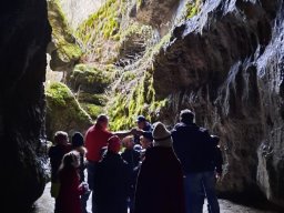 Besuch Kinderfeuerwehr in der Teufelshöhle